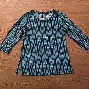 Fashque Designs Shirt - Size Small